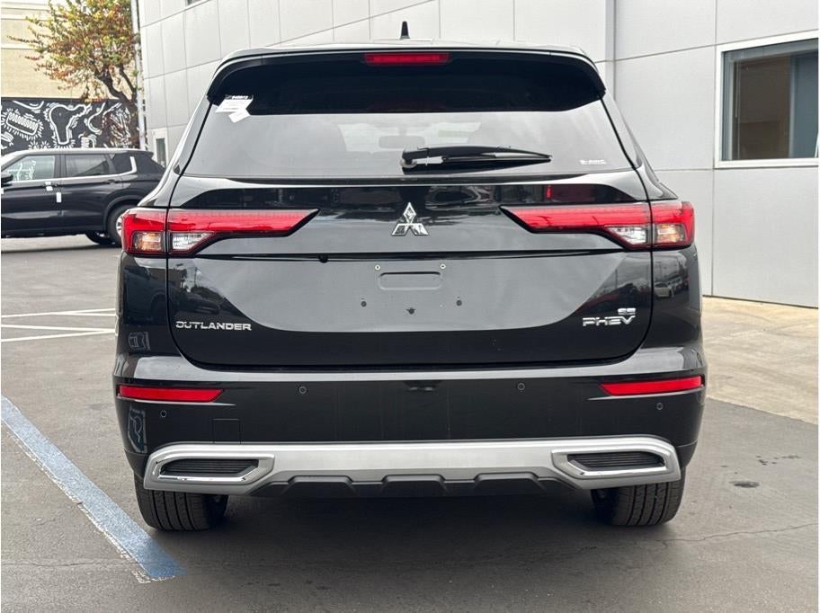2025 Mitsubishi Outlander PHEV SE