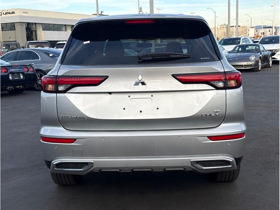 2025 Mitsubishi Outlander PHEV SE