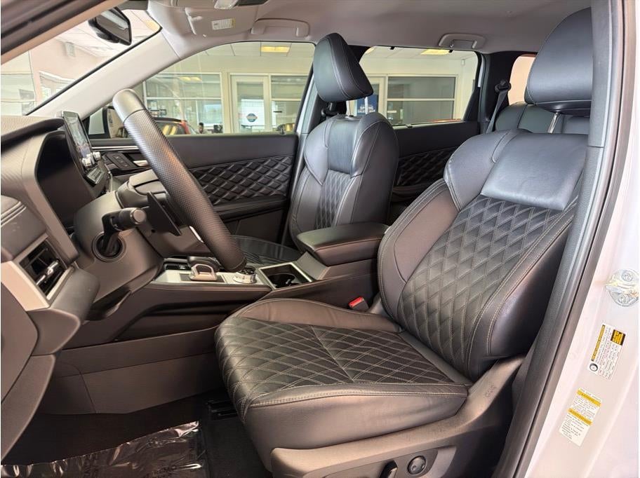 2023 Mitsubishi Outlander PHEV SEL Sport Utility 4D