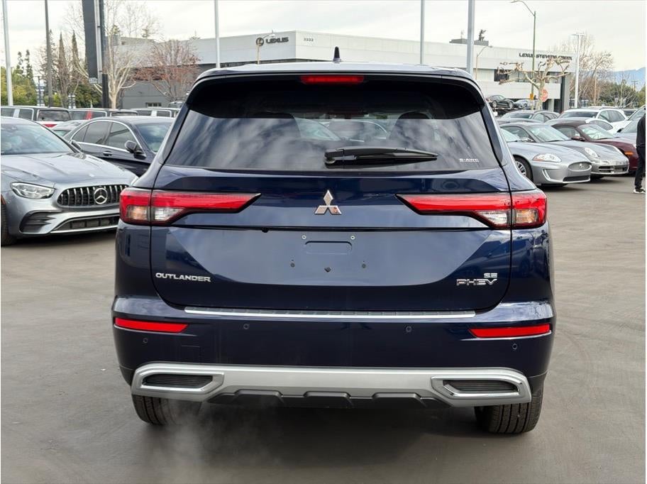 2025 Mitsubishi Outlander PHEV SE