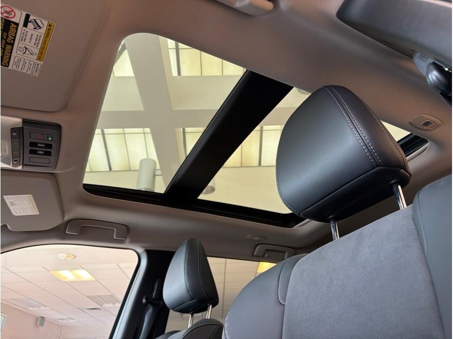 2024 Mitsubishi Outlander PHEV SE Sport Utility 4D