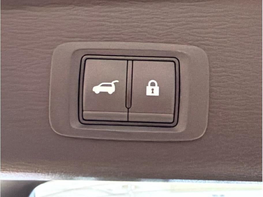 2024 Mitsubishi Outlander PHEV SE Sport Utility 4D