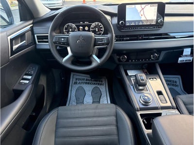 2025 Mitsubishi Outlander PHEV SE