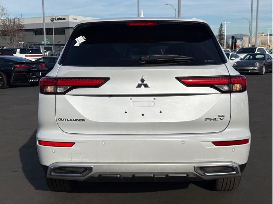 2025 Mitsubishi Outlander PHEV SE