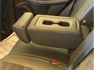 2025 Mitsubishi Outlander PHEV SE Sport Utility 4D