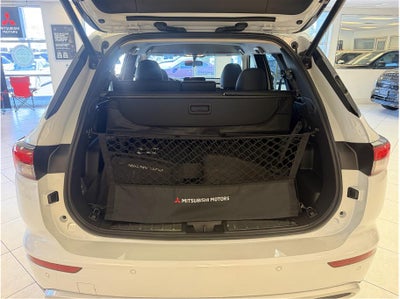 2025 Mitsubishi Outlander PHEV SE Sport Utility 4D