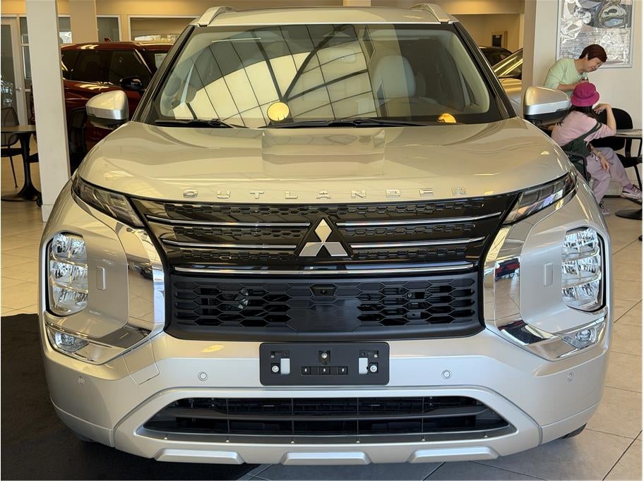 2025 Mitsubishi Outlander PHEV SEL Sport Utility 4D