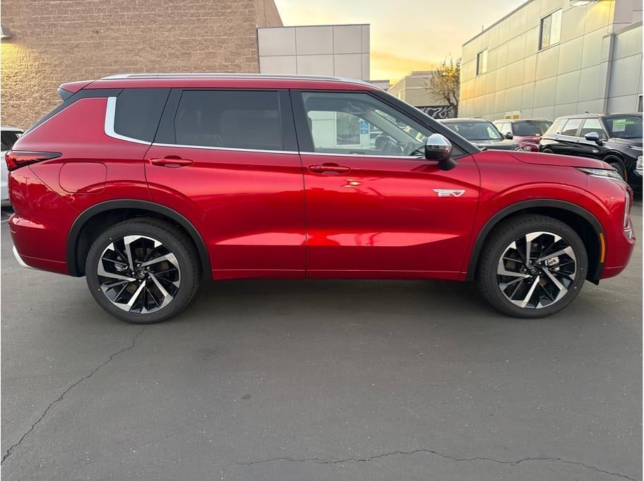 2025 Mitsubishi Outlander PHEV SEL