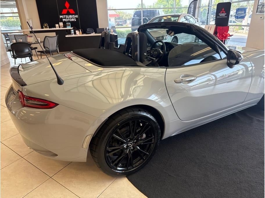 2024 Mazda Mazda MX-5 Miata Club Convertible 2D