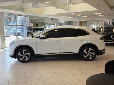 2024 VINFAST VF 8 Eco Sport Utility 4D