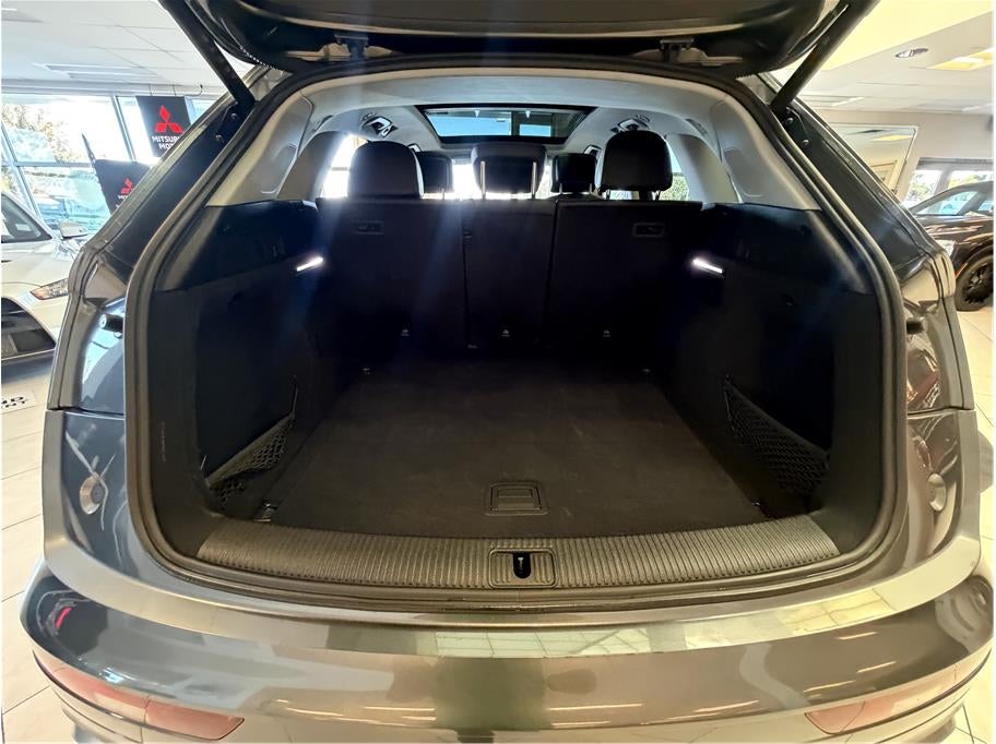 2024 Audi Q5 45 TFSI S line Premium Plus Sport Utility 4D