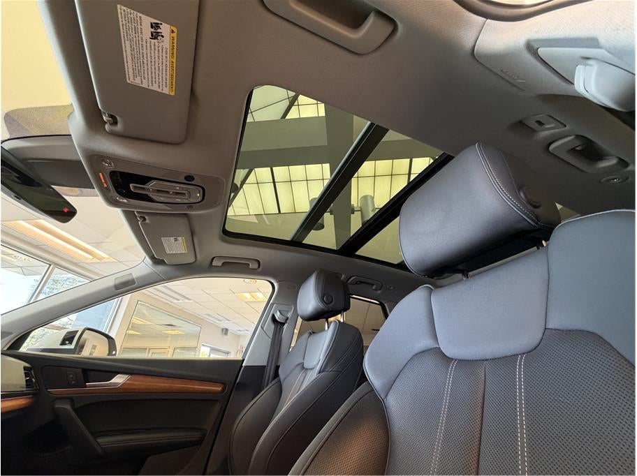 2021 Audi Q5 55 TFSI e Prestige Sport Utility 4D