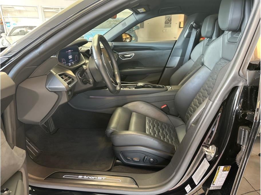 2022 Audi e-tron GT Prestige Sedan 4D