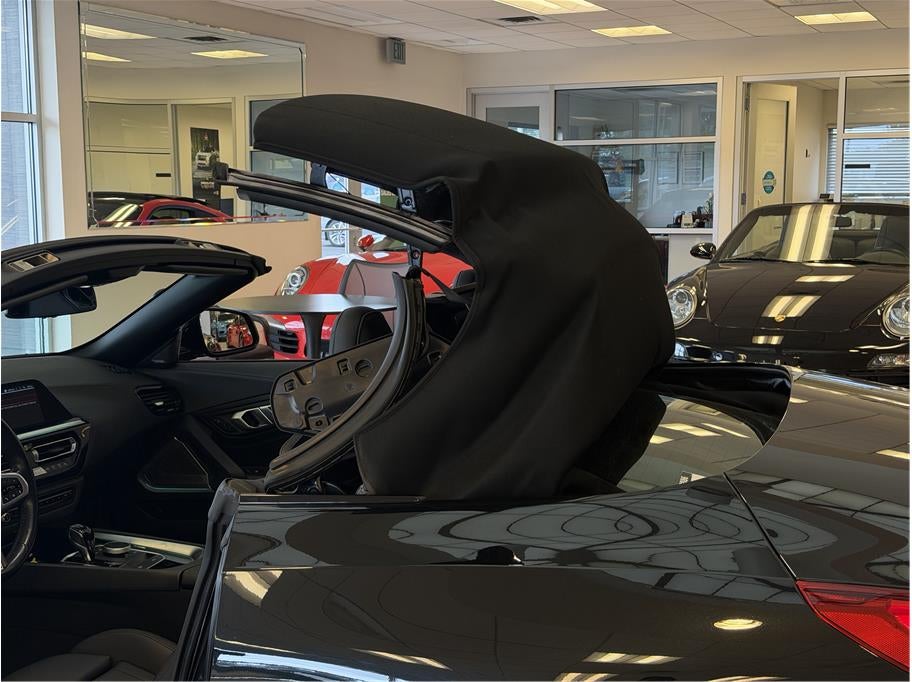 2022 BMW Z4 sDrive 30i Roadster 2D