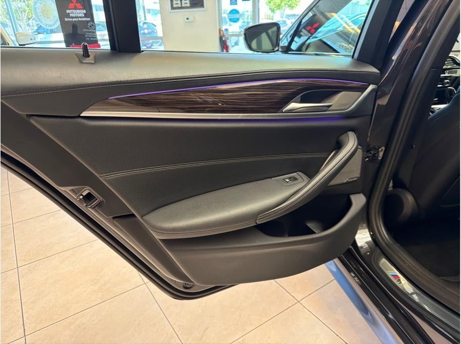 2020 BMW 5 Series M550i xDrive Sedan 4D