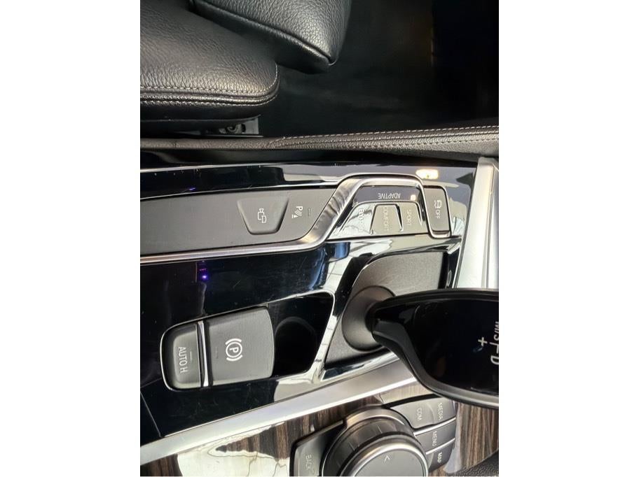 2020 BMW 5 Series M550i xDrive Sedan 4D