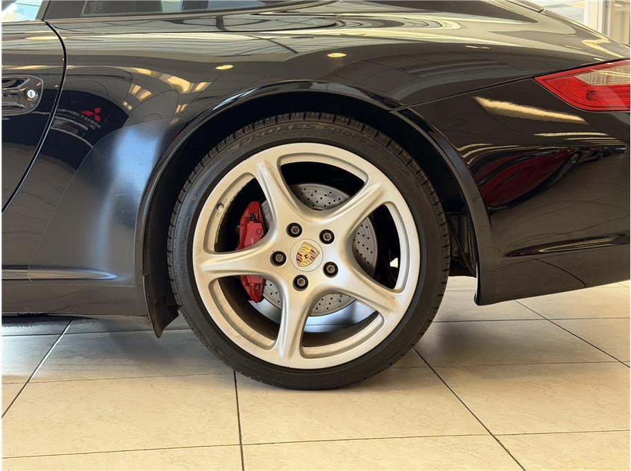 2006 Porsche 911 Carrera S Coupe 2D