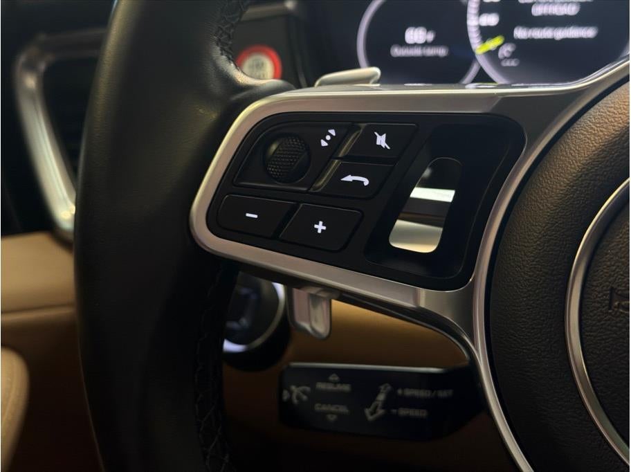 2019 Porsche Panamera 4 E-Hybrid Sedan 4D