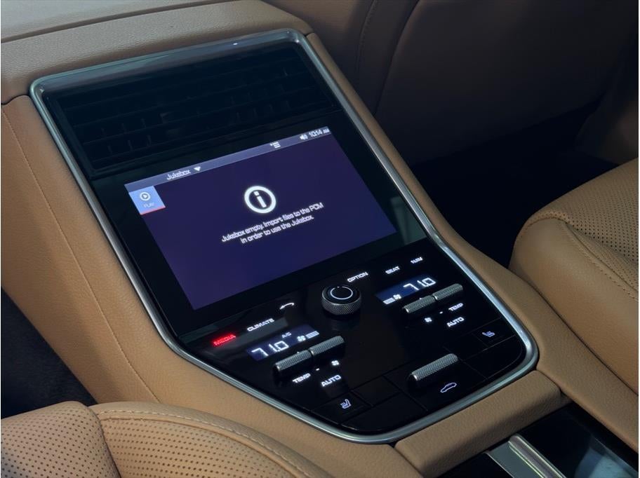 2019 Porsche Panamera 4 E-Hybrid Sedan 4D