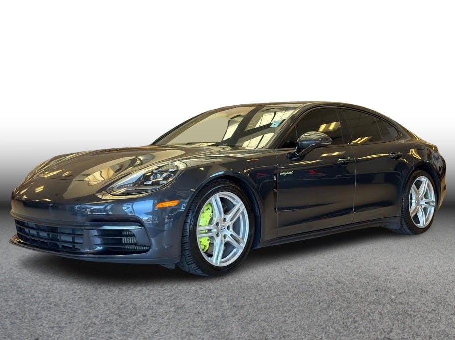 2018 Porsche Panamera 4 E-Hybrid Sedan 4D
