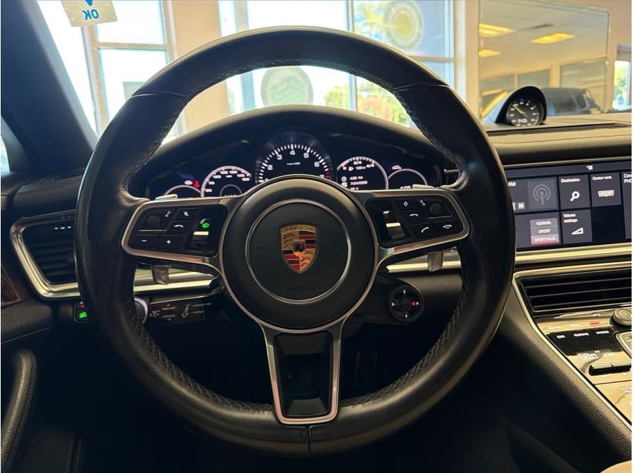 2018 Porsche Panamera 4 E-Hybrid Sedan 4D