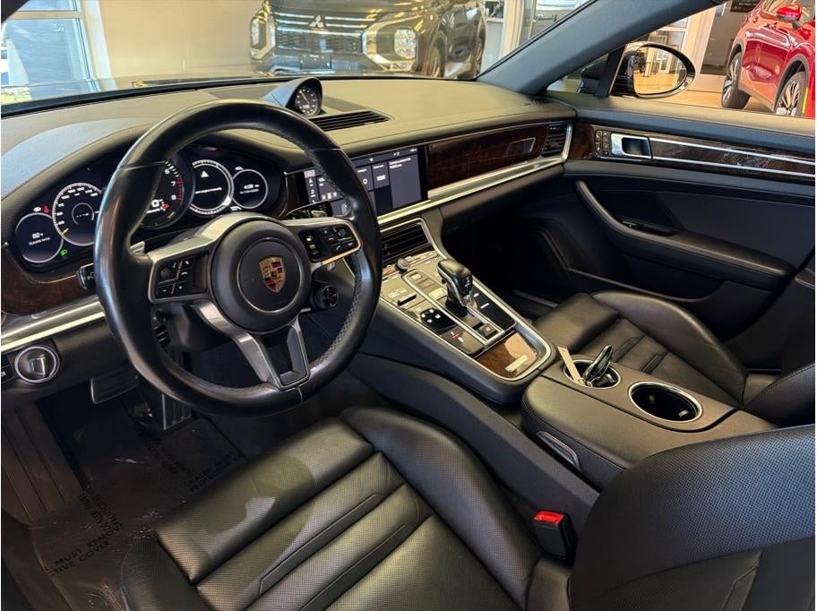 2018 Porsche Panamera 4 E-Hybrid Sedan 4D