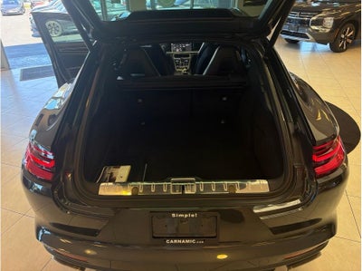 2018 Porsche Panamera 4 E-Hybrid Sedan 4D