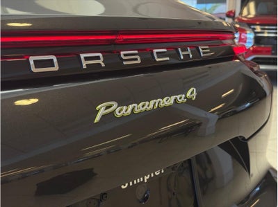 2018 Porsche Panamera 4 E-Hybrid Sedan 4D
