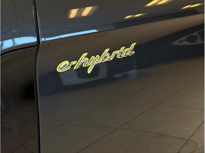2018 Porsche Panamera 4 E-Hybrid Sedan 4D