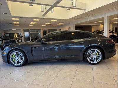 2018 Porsche Panamera 4 E-Hybrid Sedan 4D