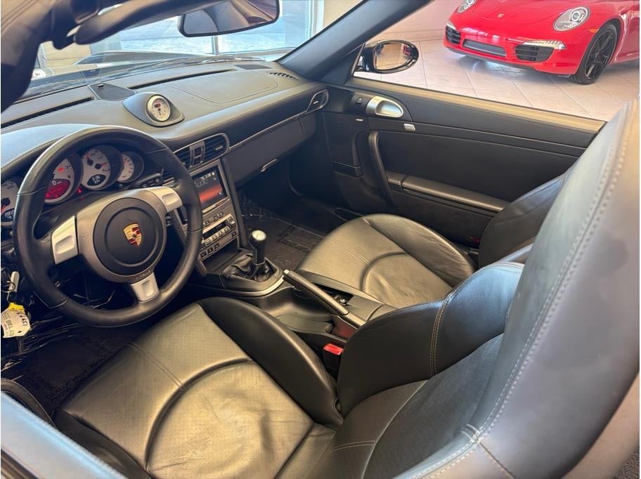 2005 Porsche 911 Carrera S Cabriolet 2D