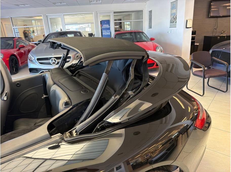 2005 Porsche 911 Carrera S Cabriolet 2D