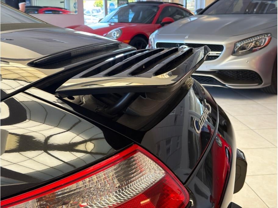 2005 Porsche 911 Carrera S Cabriolet 2D