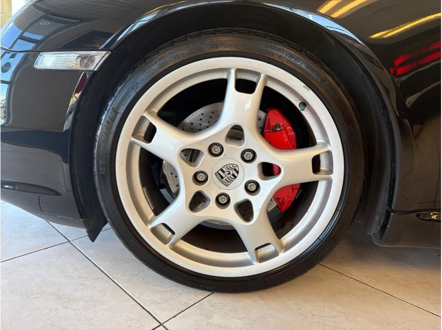 2005 Porsche 911 Carrera S Cabriolet 2D