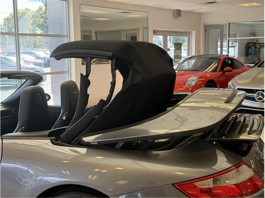 2005 Porsche 911 Carrera S Cabriolet 2D