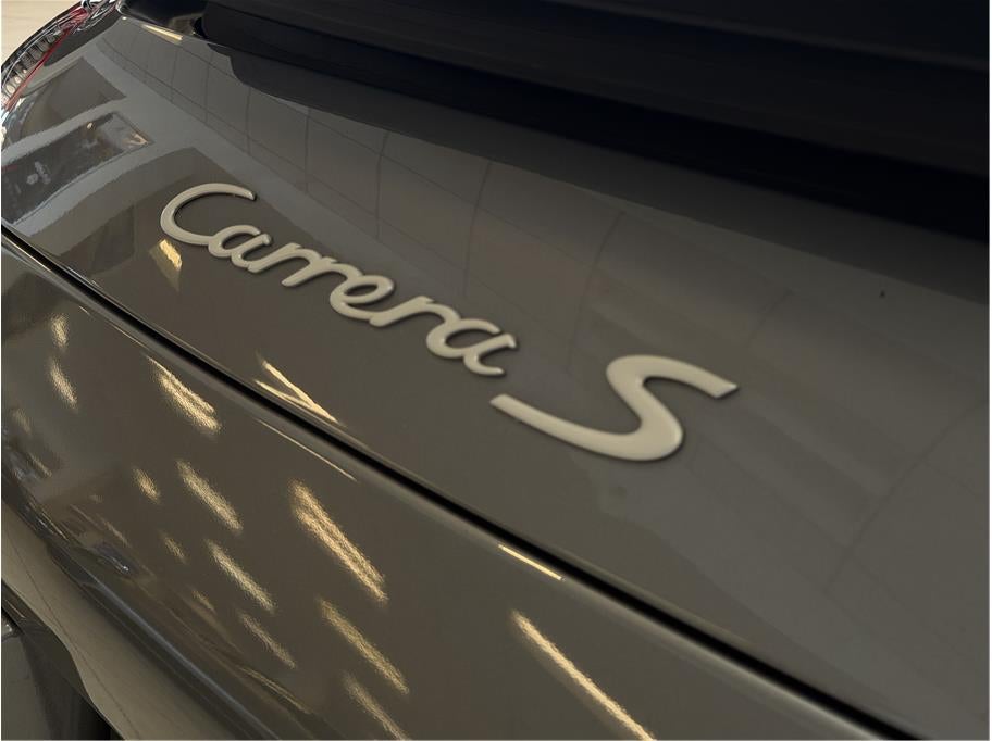 2005 Porsche 911 Carrera S Cabriolet 2D