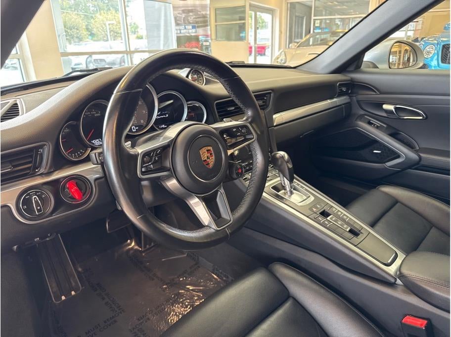 2018 Porsche 911 Carrera S Cabriolet 2D