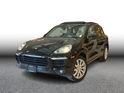 2017 Porsche Cayenne Platinum Edition Sport Utility 4D