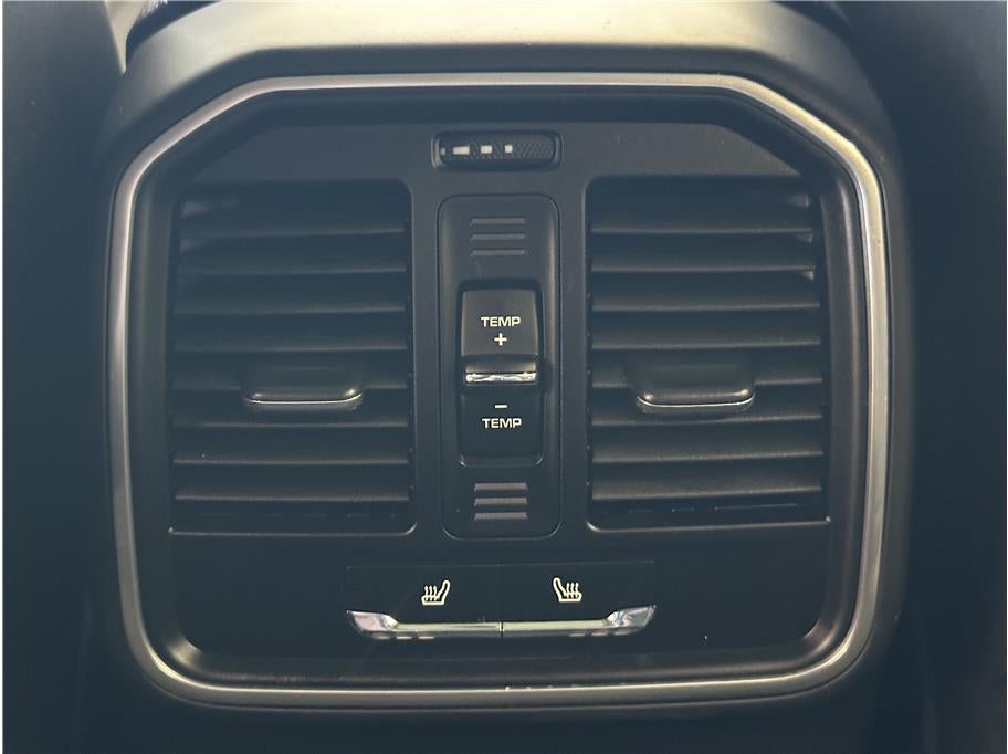 2018 Porsche Macan Sport Edition Sport Utility 4D