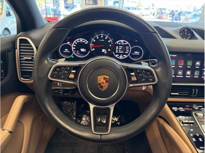 2022 Porsche Cayenne Platinum Edition Sport Utility 4D