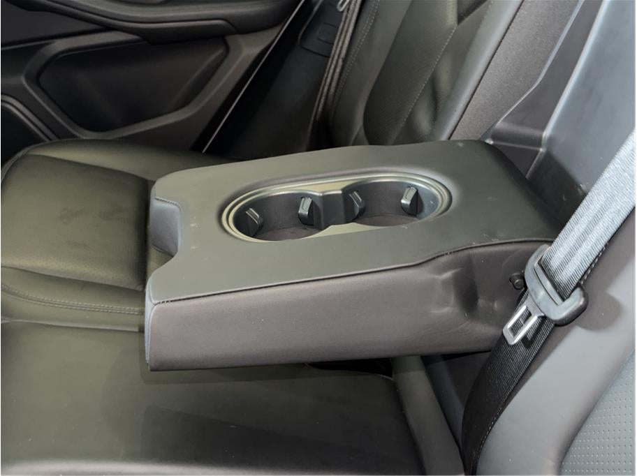 2021 Porsche Macan S Sport Utility 4D