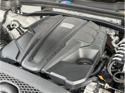 2021 Porsche Macan S Sport Utility 4D