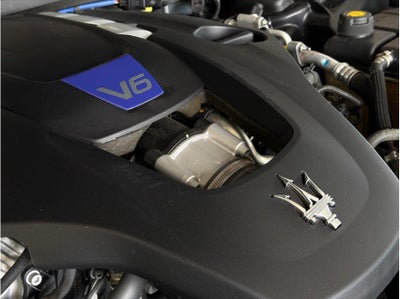 2018 Maserati Quattroporte S Sedan 4D