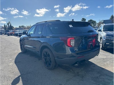 2023 Ford Explorer ST-Line Sport Utility 4D