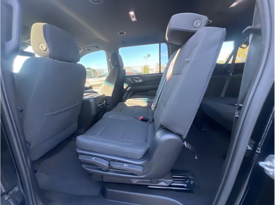 2021 Chevrolet Suburban LS Sport Utility 4D