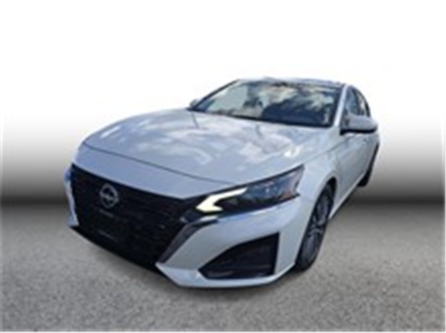 2024 Nissan Altima 2.5 SV Sedan 4D