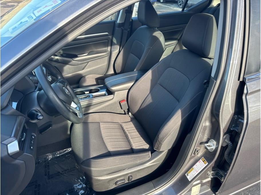 2023 Nissan Altima 2.5 SV Sedan 4D