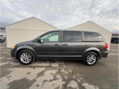 2016 Dodge Grand Caravan Passenger SE Plus Minivan 4D