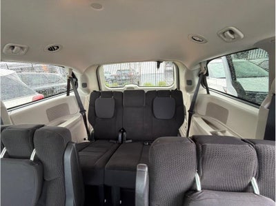 2017 Dodge Grand Caravan Passenger SE Minivan 4D