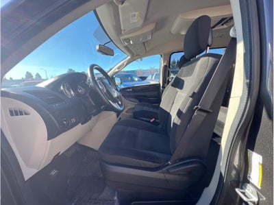2017 Dodge Grand Caravan Passenger SE Minivan 4D
